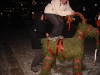 statue-humping-140 statue-humping-140